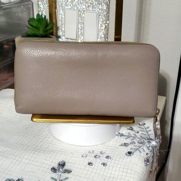 Prada around Zipper Purse Long Wallet - Picture 4 of 16